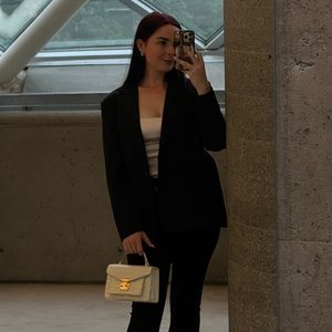 Meet your Posher, Tj